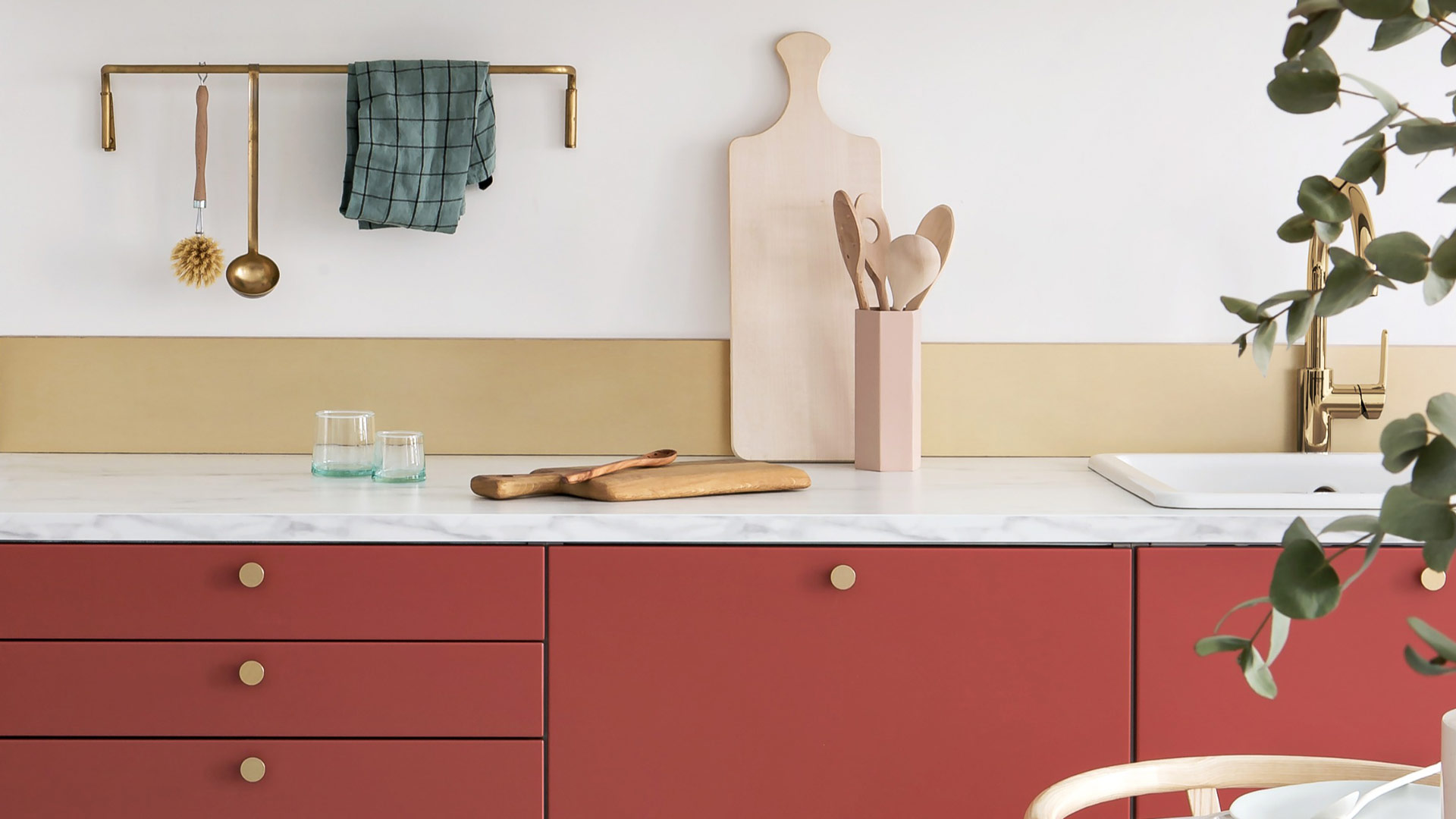 Blog KLR : Customisation de mobilier ikéa, Plum Living.